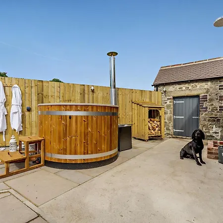 2 Bed In Richmond 83085 Holiday home Barton (Richmondshire)