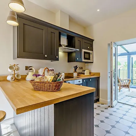 2 Bed In Richmond Oc-83085 度假居 *